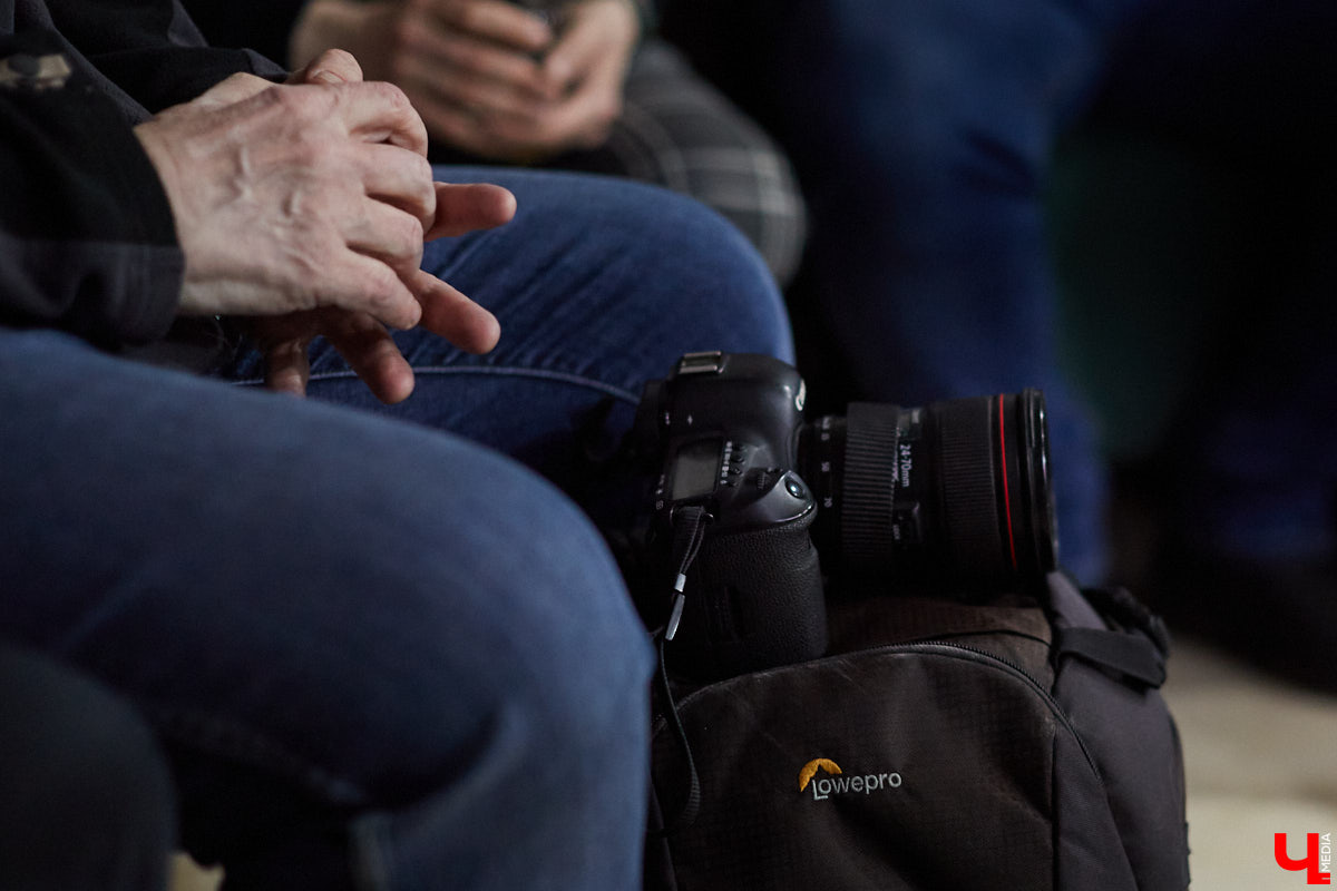 Во Владимире прошла встреча с Натальей Ударцевой. Эксперт рассказала о тенденциях современной фотографии и возможности побороться за победу на Всероссийском конкурсе «Молодые фотографы России».