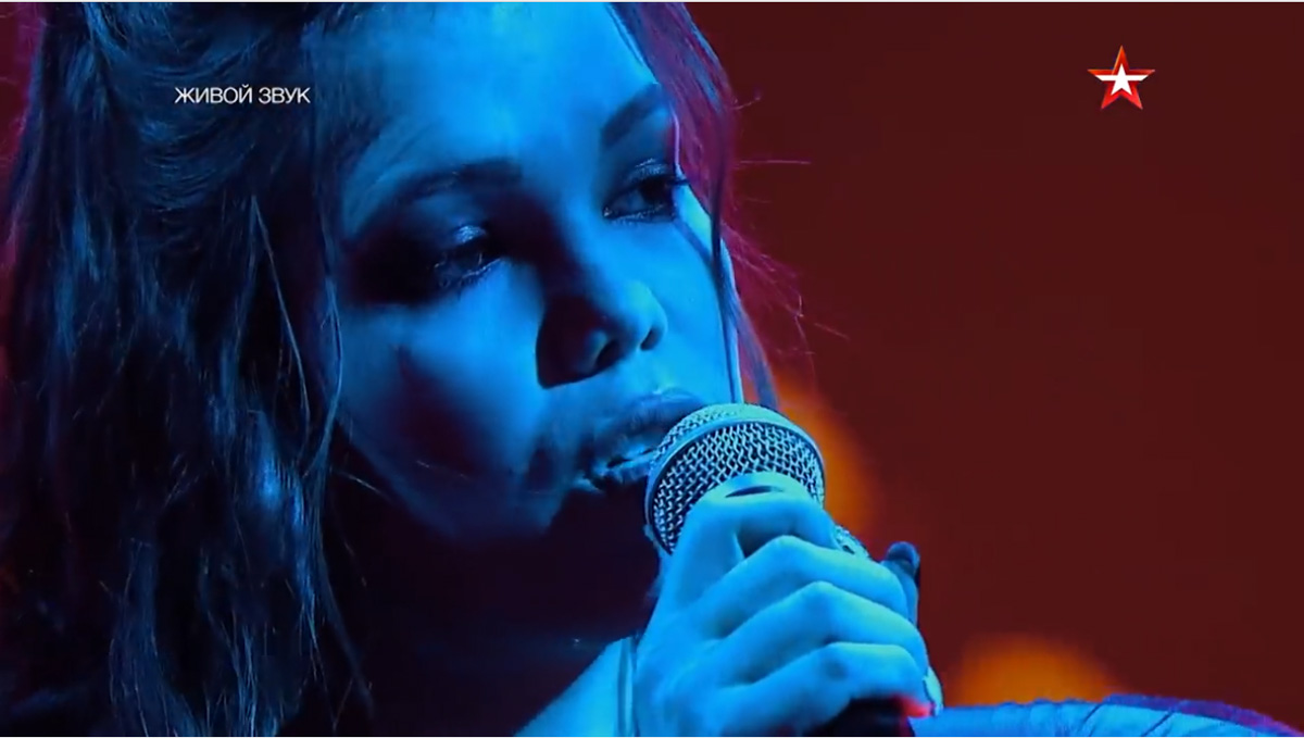 Владимирская певица Юлия Галкина спела кавер на песню Линды «Ворона» в эфире шоу «Новая звезда». Как отреагировало жюри? И есть ли у талантливой девушки шанс пробиться в финал?