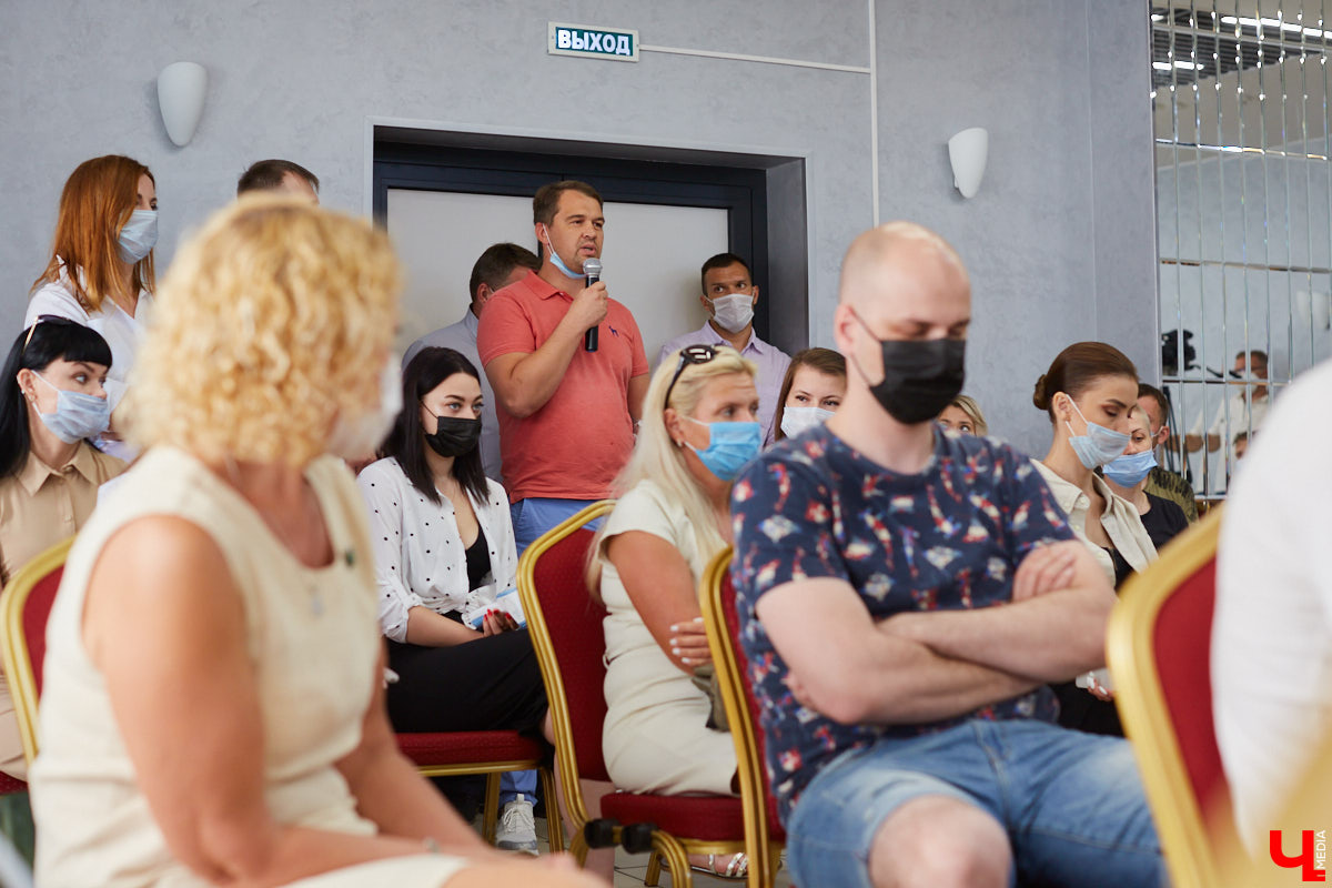 Представители Ассоциации отельеров и рестораторов Владимирской области 8 июля собрались на брифинге, чтобы обсудить очередные ограничения и выработать общую позицию.