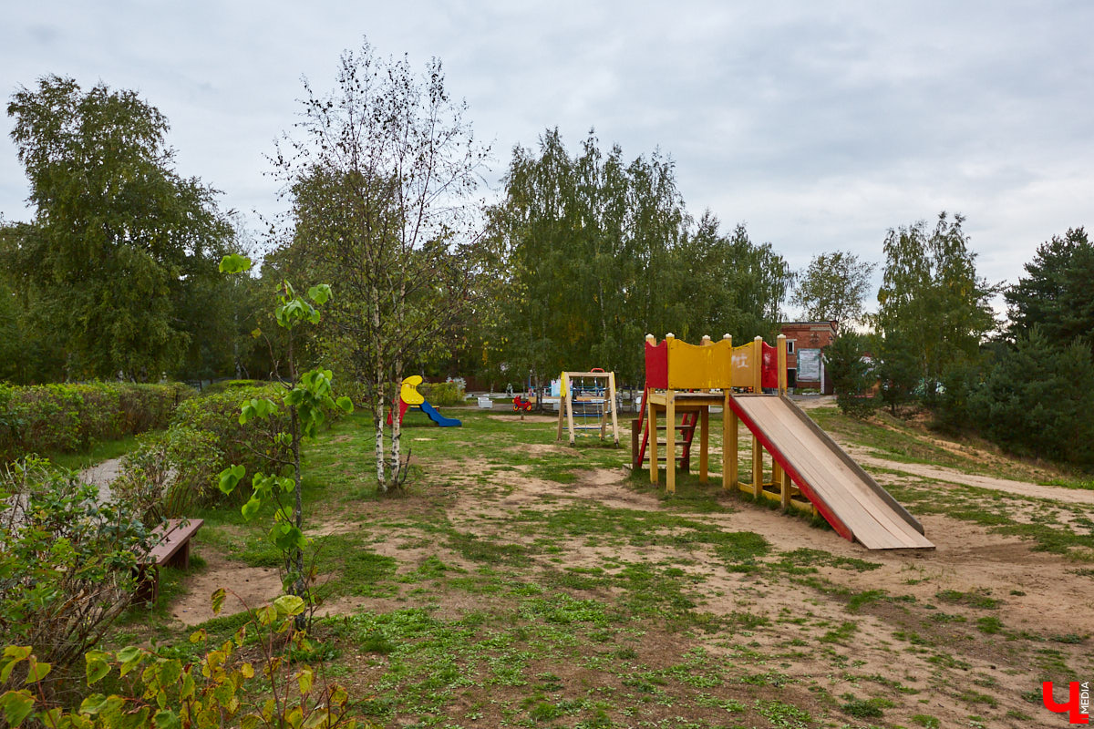 Обзор новостей об обновлениях в парках и скверах Владимира.