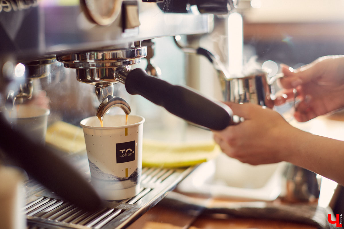 Культура потребления кофе и бизнес по-семейному: что такое «Территория обжарки» рассказал Руслан Брялин, основатель владимирского производства.