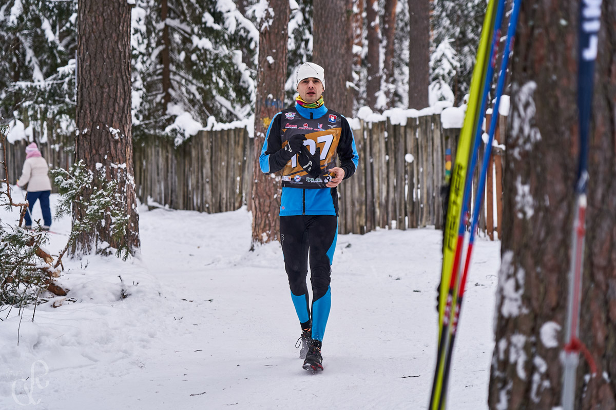 Бегом, на лыжах, велосипедах и даже с собаками! В Гусь-Хрустальном прошел традиционный зимний триатлон.
