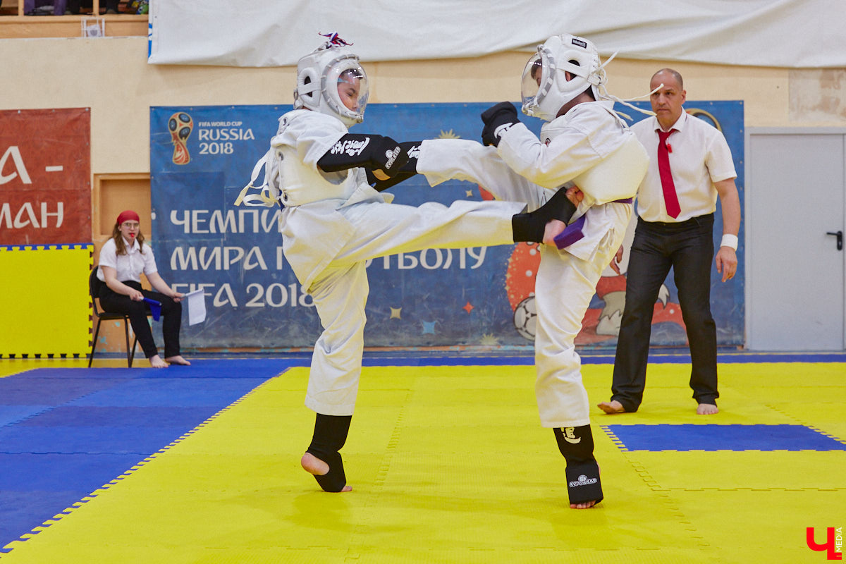 Во Владимире прошел турнир по кудо среди юных спортсменов. На татами вышли 130 ребят разного возраста. Среди участников были и девочки.