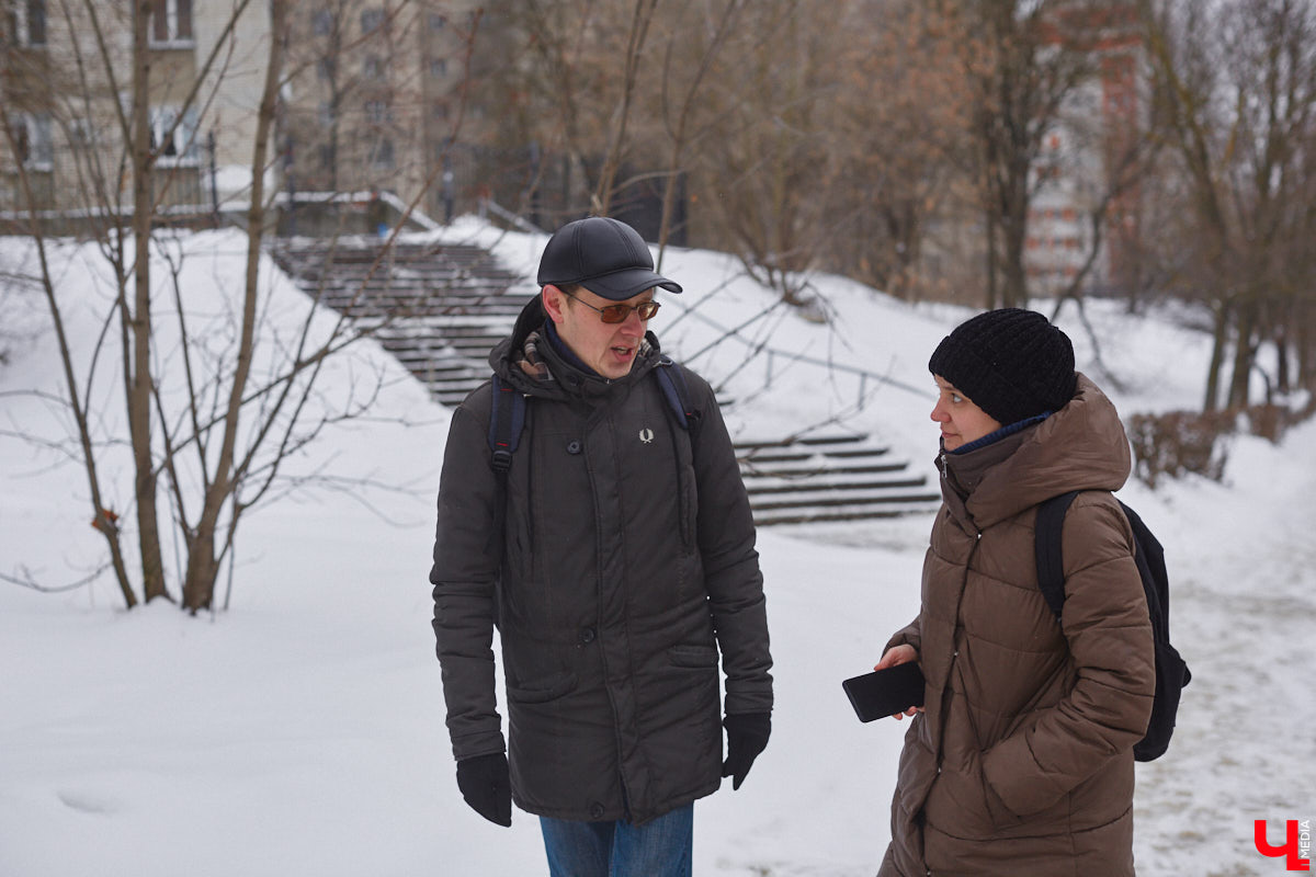 Студенческие общежития появились во Владимире еще несколько веков назад. Конечно, не в такой форме, к которой мы привыкли. Какими же были места обитания учащихся и как они менялись с ходом времени, «Ключ-Медиа» разбирался вместе с краеведом Андреем Ершовым.