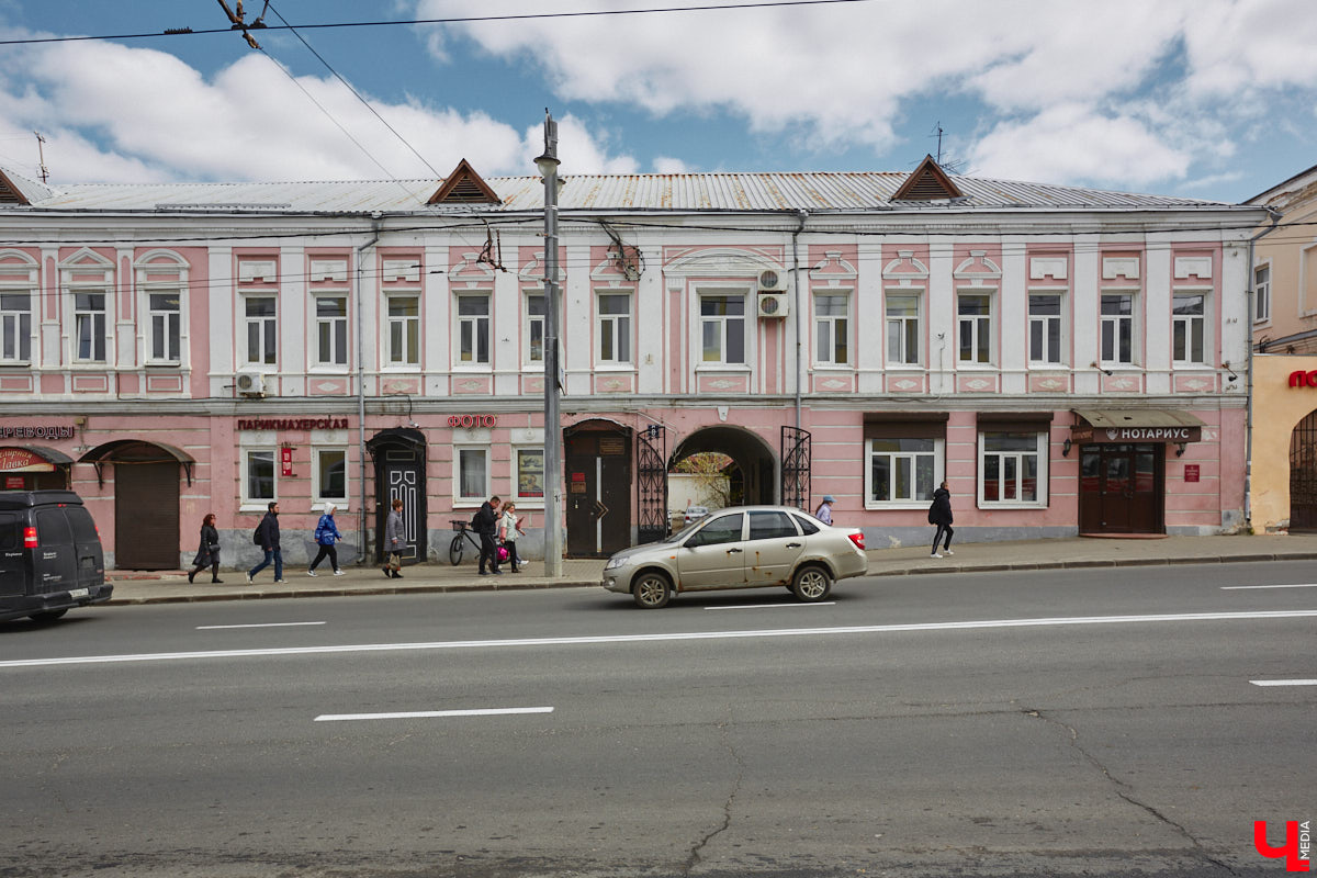 Какой дом на улице Гагарина помнит владимирских купцов, известных советских  артистов, местных писателей и журналистов