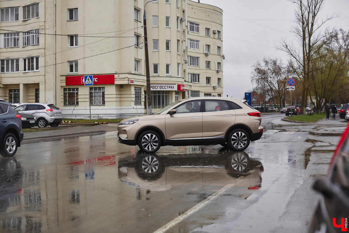 Электрокар VS авто на стандартном топливе: чем отличаются в обслуживании и  какая машина выгоднее в использовании?