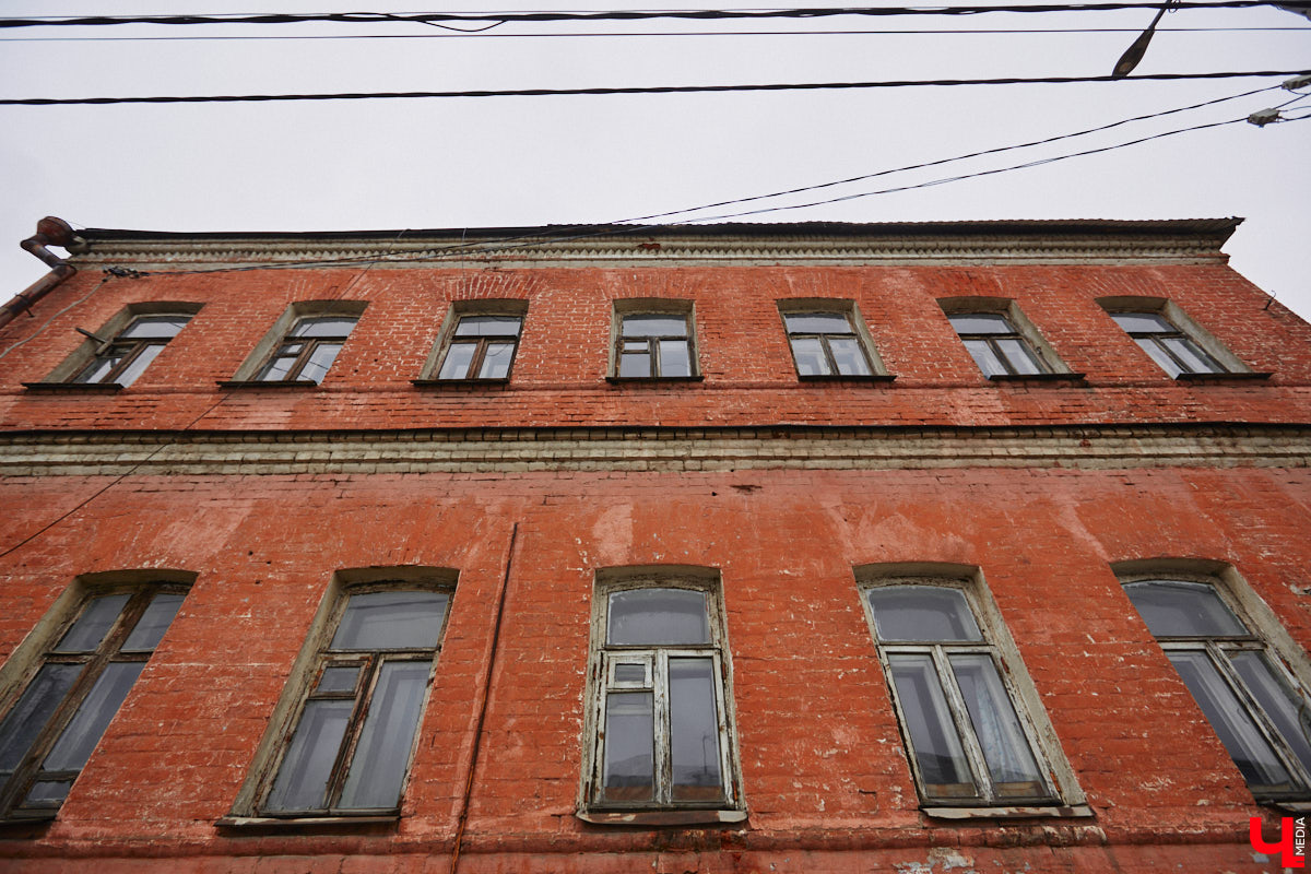 Во Владимире ищут арендатора для купеческого дома и покупателей для трех  заброшек