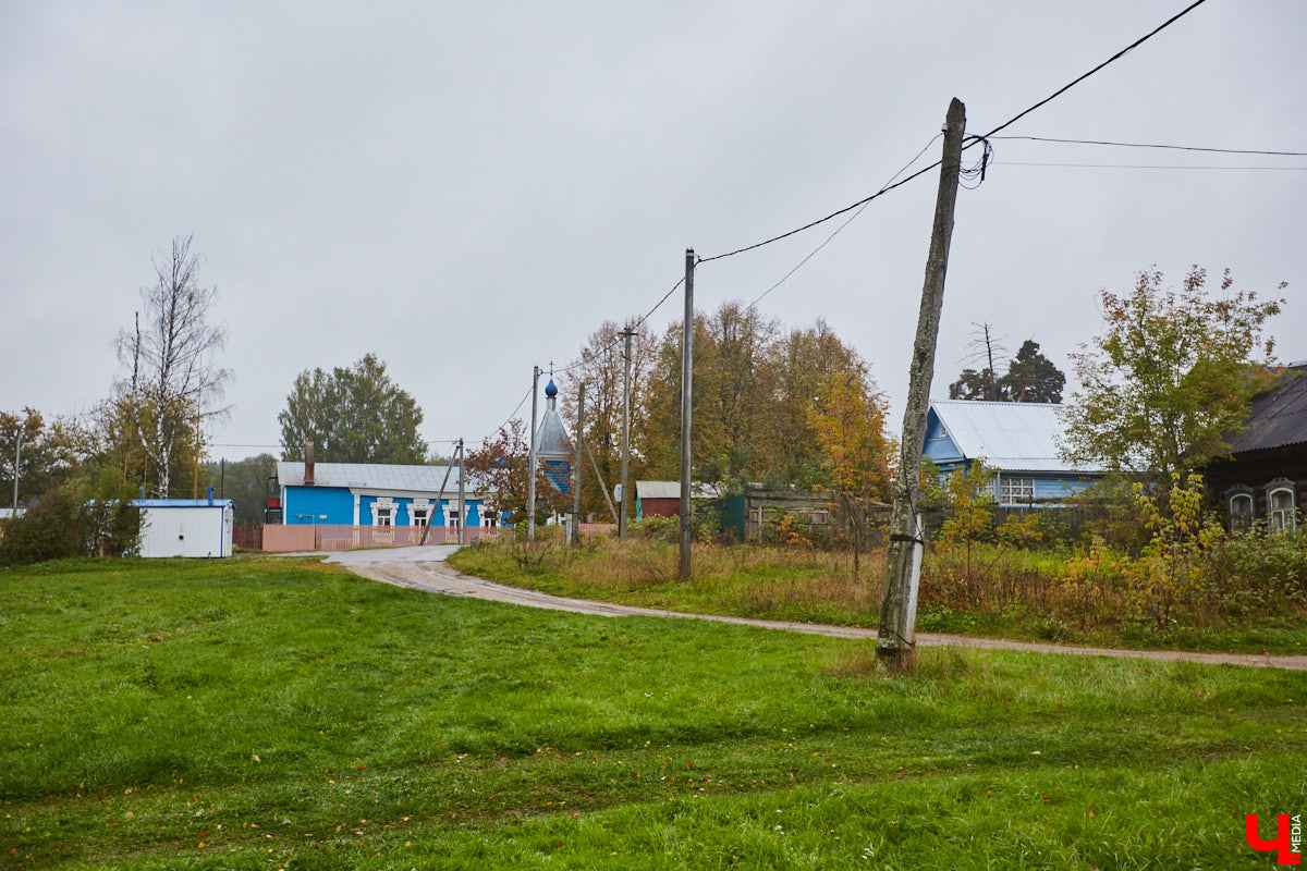 В столице 33-го региона определили новых обладателей статуса «Самая красивая деревня». На главный приз в этом году претендовали 69 населенных пунктов Владимирской области. Еще пять победителей прошлых лет сражались в «Битве титанов». Рассказываем об итогах десятого юбилейного конкурса