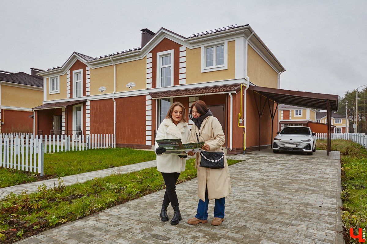 Жить в загородном коттедже с видом на вековые сосны и при этом пользоваться всеми благами цивилизации, имея владимирскую прописку. Звучит как мечта, не правда ли? Строительная компания «Континент» предлагает простой способ к ее осуществлению — городские таунхаусы комфорт-класса в микрорайоне Заклязьменский.