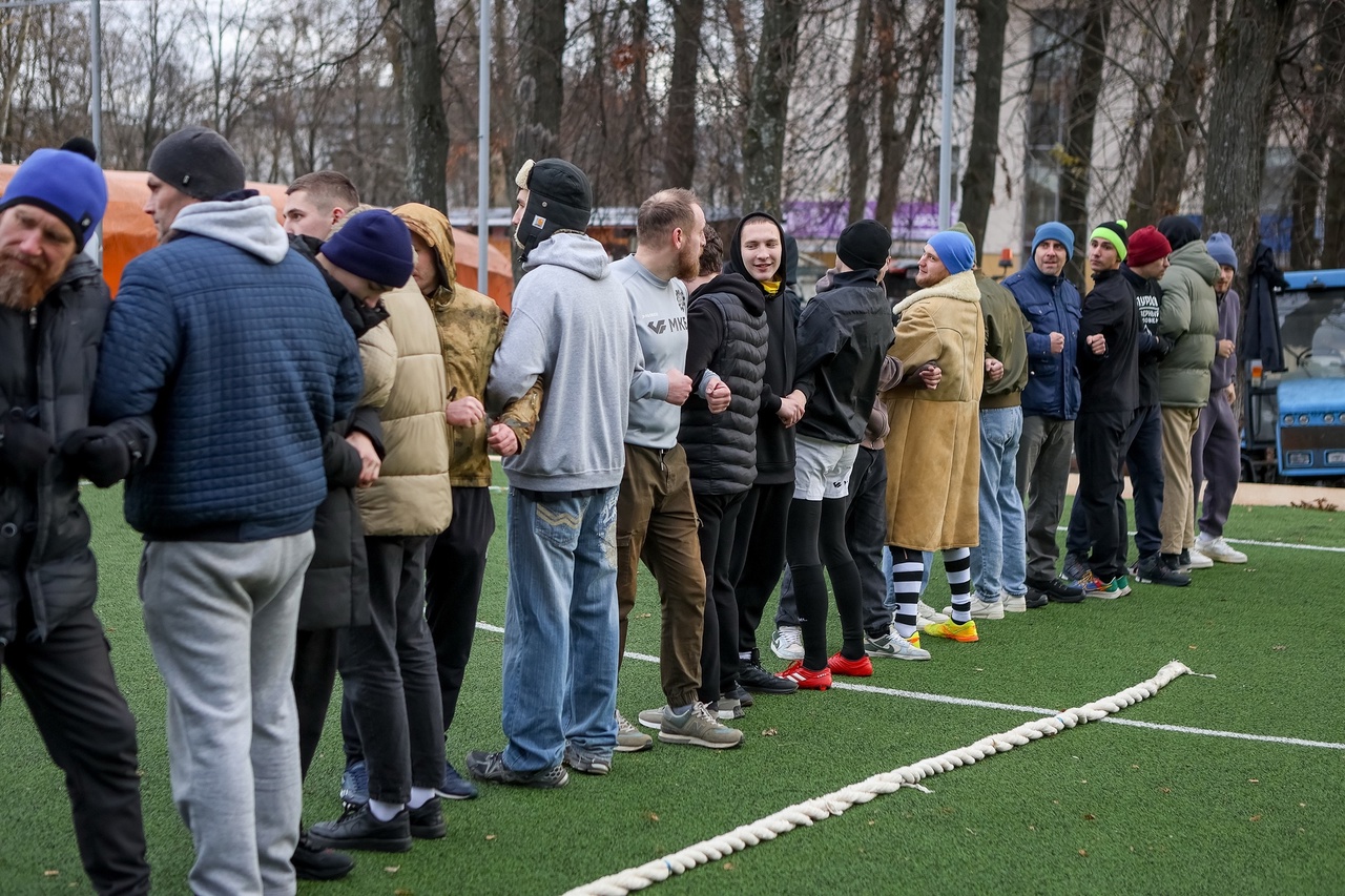 «Росич» стал владимирским брендом, объединив под собой активное сообщество адептов здорового образа жизни и сеть профессионально оснащенных фитнес-клубов. Создатели открыли уже третий зал, где совместили свои самые популярные направления и сделали спорт доступнее для всей семьи.