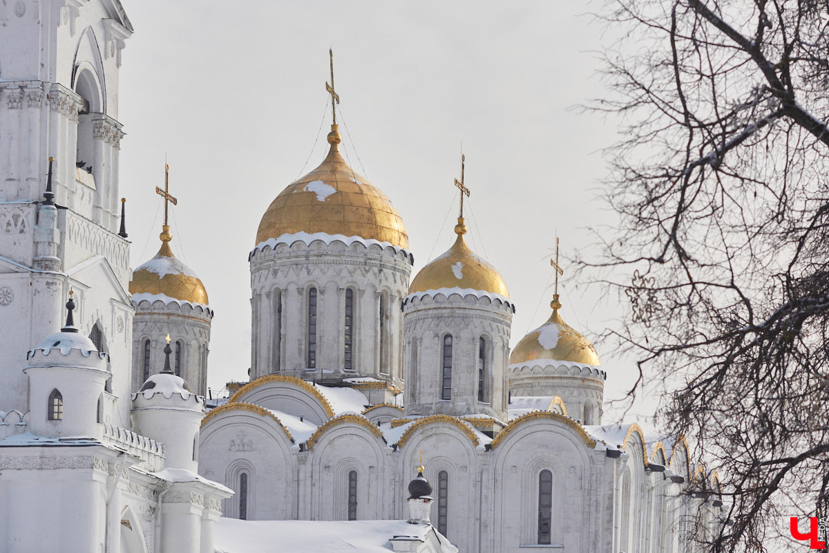 Время идет, проблемы все те же. Теперь эта фраза звучит не голословно, ведь ей нашлось документальное подтверждение — письмо 50-летней давности с расписанными несовершенствами Владимира. Подметил их некий товарищ Свирин из Москвы в далеком 1975-м, а мы вместе с урбанистом Артемом Чернеем прошлись по его следам уже в 2024 году.