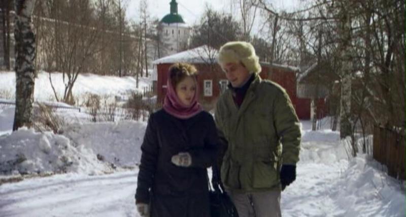 Бывшая резиденция Ивана Грозного не может похвастаться таким паломничеством кинематографистов, как Владимир и тем более Суздаль. Но пару шедевров и несколько вполне достойных кинолент сняли и там. Причем первые в области съемки аж в 1926 году проходили именно в Александрове. «Ключ-Медиа» собрал фильмы и сериалы, в которых город 33-го региона стал полноценным участником фильма или же, напротив, скромно выступал в роли незаметного статиста.