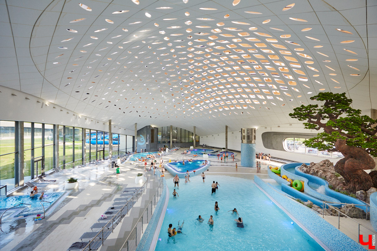 Лето — время брызг, движения и новых впечатлений. Все это предлагает в новом сезоне курорт «Суздаль АКВА». Вечеринки и анимационные программы, водные развлечения и спа-процедуры, мастер-классы с известными людьми. Кстати, в прошедшую субботу своими знаниями бесплатно делился признанный банный эксперт Иван Бояринцев! Он раскрыл гостям секреты индивидуального и коллективного парения.