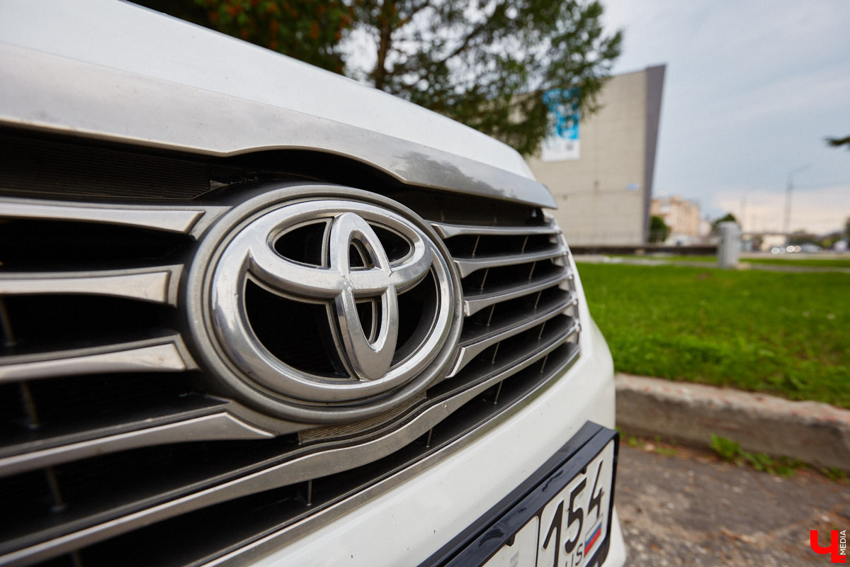 Житель областного центра Евгений Солилов выиграл Toyota Camry в полной комплектации, просто подписавшись в популярном мессенджере на канал, который занимается автомобильными экспериментами. Рандомным способом нашего земляка выбрали из шестисот тысяч участников. О столь щедром подарке судьбы он поведал нашему изданию.