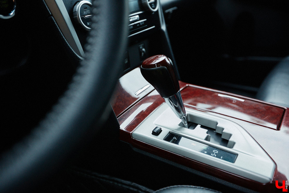 Житель областного центра Евгений Солилов выиграл Toyota Camry в полной комплектации, просто подписавшись в популярном мессенджере на канал, который занимается автомобильными экспериментами. Рандомным способом нашего земляка выбрали из шестисот тысяч участников. О столь щедром подарке судьбы он поведал нашему изданию.