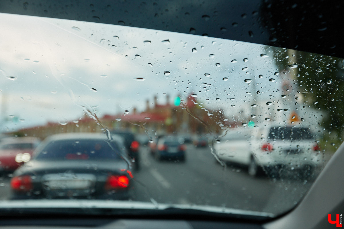 Житель областного центра Евгений Солилов выиграл Toyota Camry в полной комплектации, просто подписавшись в популярном мессенджере на канал, который занимается автомобильными экспериментами. Рандомным способом нашего земляка выбрали из шестисот тысяч участников. О столь щедром подарке судьбы он поведал нашему изданию.