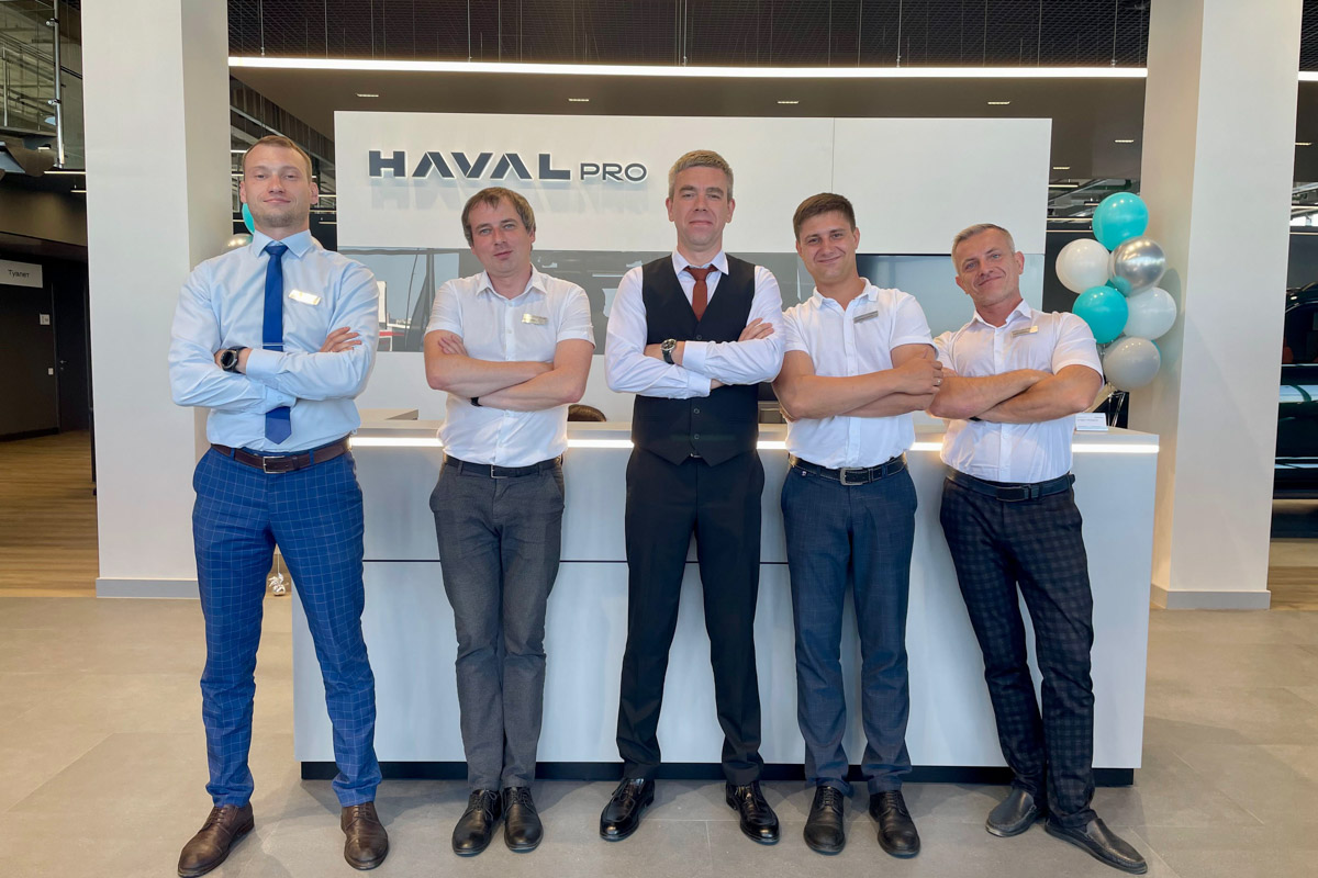 Во Владимире, на улице Куйбышева, 38, открылся новый автосалон HAVAL PRO. Таким образом, рамные внедорожники и кроссоверы повышенной проходимости получили свой собственный адрес, а у владимирцев появился больший простор для выбора. Разбираемся, чем примечателен новый шоу-рум.