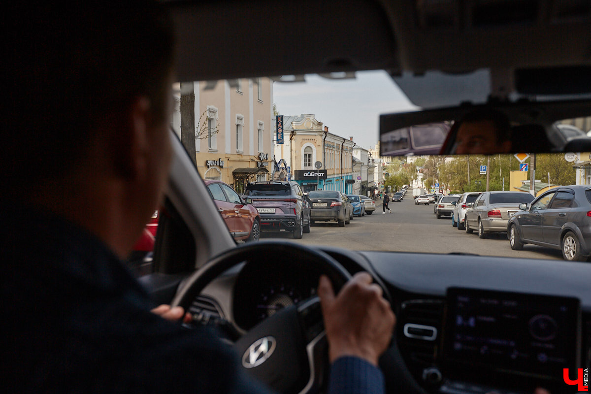 Водители, приготовились! Халява кончилась: с 4 августа эксперимент по внедрению платных парковок во Владимире, который стартовал в прошлом году, официально завершен. А значит, стоимость за пользование выросла. Обо всех нововведениях узнал «Ключ-медиа».