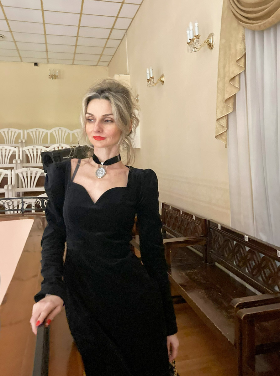 Мощное наследие Владимирской области никого не оставляет равнодушным. Особенно архитектура и атмосфера губернии заряжает людей творческих. «Ключ-Медиа» прикоснулся к прекрасному и собрал новую порцию авторских предметов с региональным дизайн-кодом.