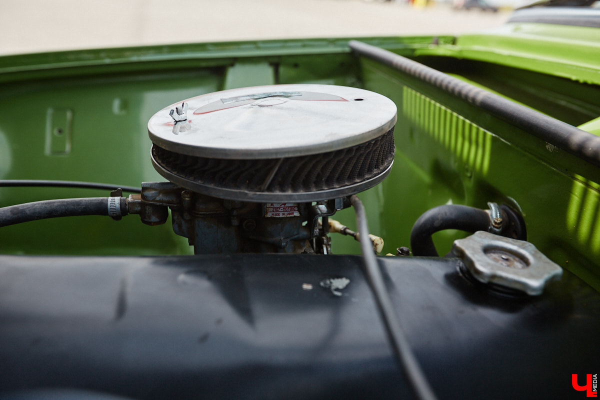 О собственной «копейке» Илья Карташов грезил с детства. Так в его гараже появились «жигули» 1976 года. По прошествии 12 лет автомобиль не узнать — в преображение четырехколесного товарища владимирец вложил немало сил. О своем пути к машине мечты ее владелец поведал «Ключ-Медиа».