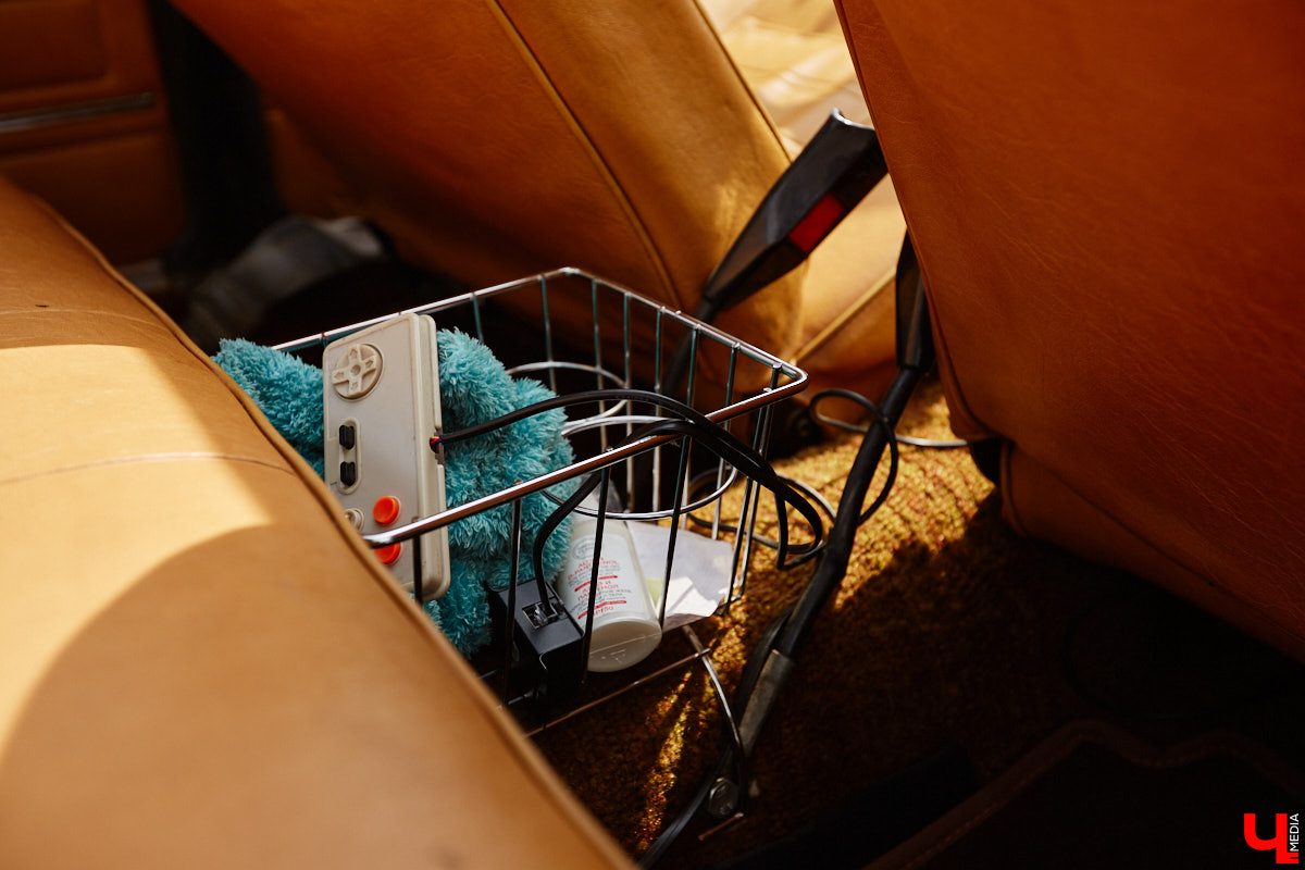 О собственной «копейке» Илья Карташов грезил с детства. Так в его гараже появились «жигули» 1976 года. По прошествии 12 лет автомобиль не узнать — в преображение четырехколесного товарища владимирец вложил немало сил. О своем пути к машине мечты ее владелец поведал «Ключ-Медиа».