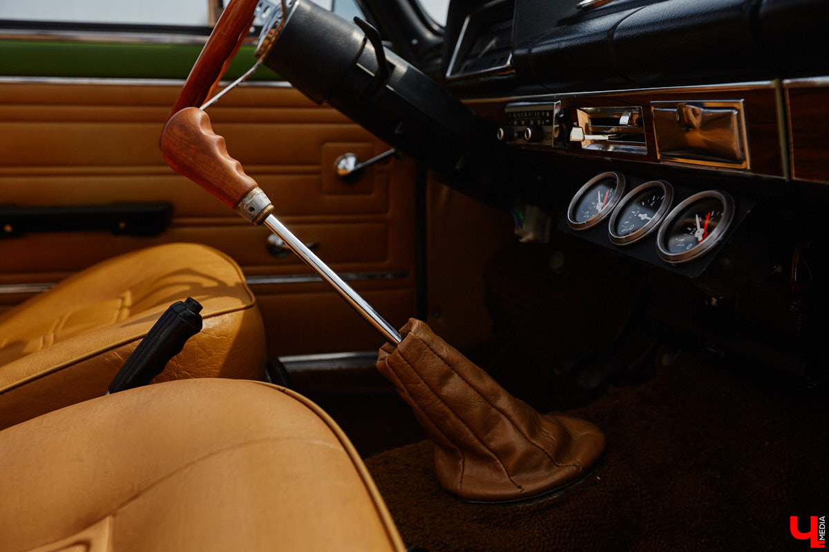 О собственной «копейке» Илья Карташов грезил с детства. Так в его гараже появились «жигули» 1976 года. По прошествии 12 лет автомобиль не узнать — в преображение четырехколесного товарища владимирец вложил немало сил. О своем пути к машине мечты ее владелец поведал «Ключ-Медиа».