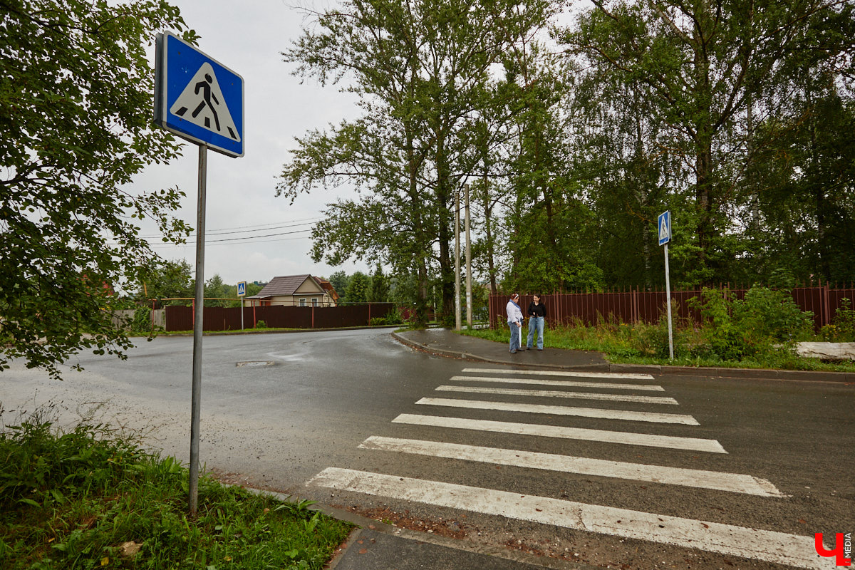 Юлия Лобова знает Пиганово от и до. Она приехала сюда с Урала в четырехлетнем возрасте. Жила в пятиэтажке с родителями, потом построила с мужем дом, вырастила двоих детей, теперь воспитывает внуков. Городской микрорайон менялся на ее глазах. Каким он был полвека назад, владимирский искусствовед рассказала «Ключ-Медиа».