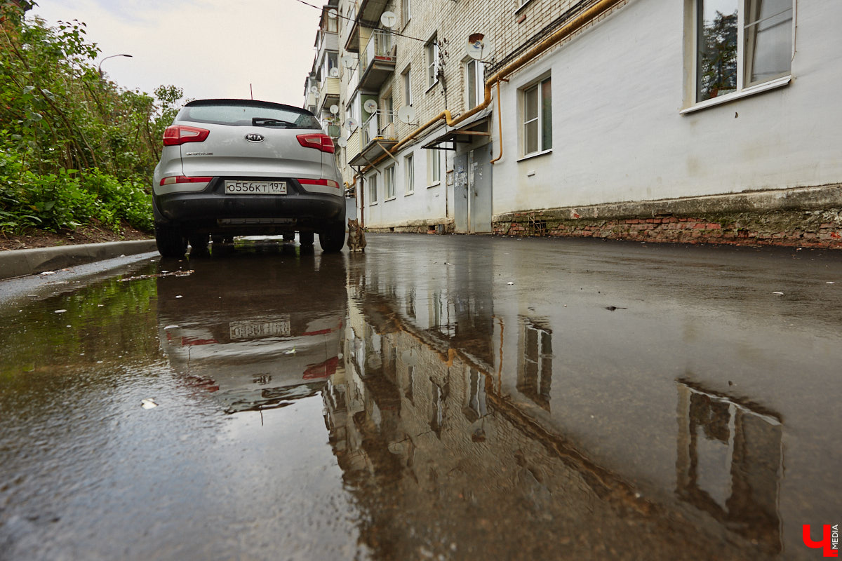 Отменив июльский тренд на зной, август продолжает играть по своим правилам. Сумрачная погода рушит многие планы относительно летнего досуга. Например, вместо сплава на байдарке хочется остаться дома с книгой и горячим какао. Изменится ли что-то на этой неделе, рассчитали синоптики.