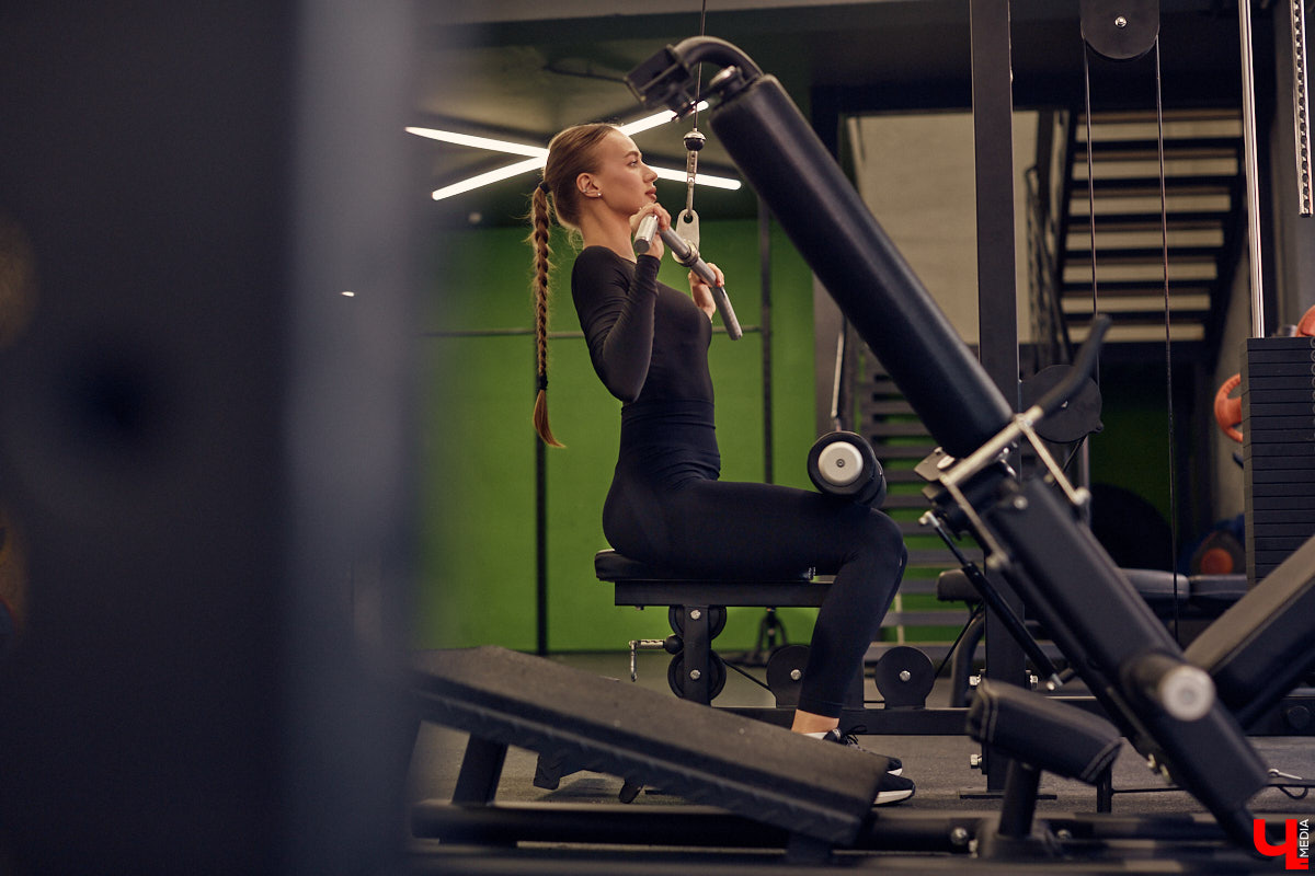 Спорт меняет людей, причем не только внешне. Вместе с кубиками появляется уверенность в себе. Фитнес-тренер из Меленок Настя Широких знает об этом не понаслышке. Благодаря залу она поборола комплексы, о чем честно, без прикрас рассказала «Ключ-Медиа».