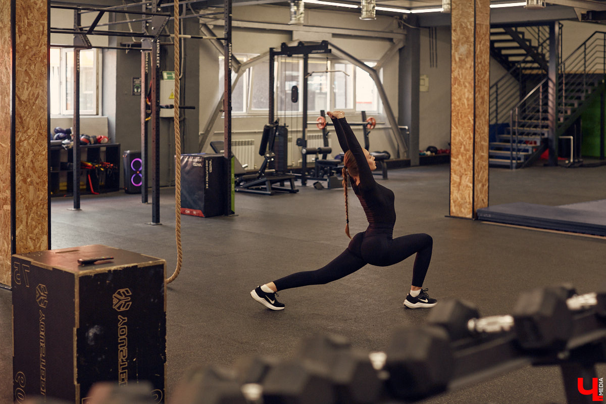 Спорт меняет людей, причем не только внешне. Вместе с кубиками появляется уверенность в себе. Фитнес-тренер из Меленок Настя Широких знает об этом не понаслышке. Благодаря залу она поборола комплексы, о чем честно, без прикрас рассказала «Ключ-Медиа».