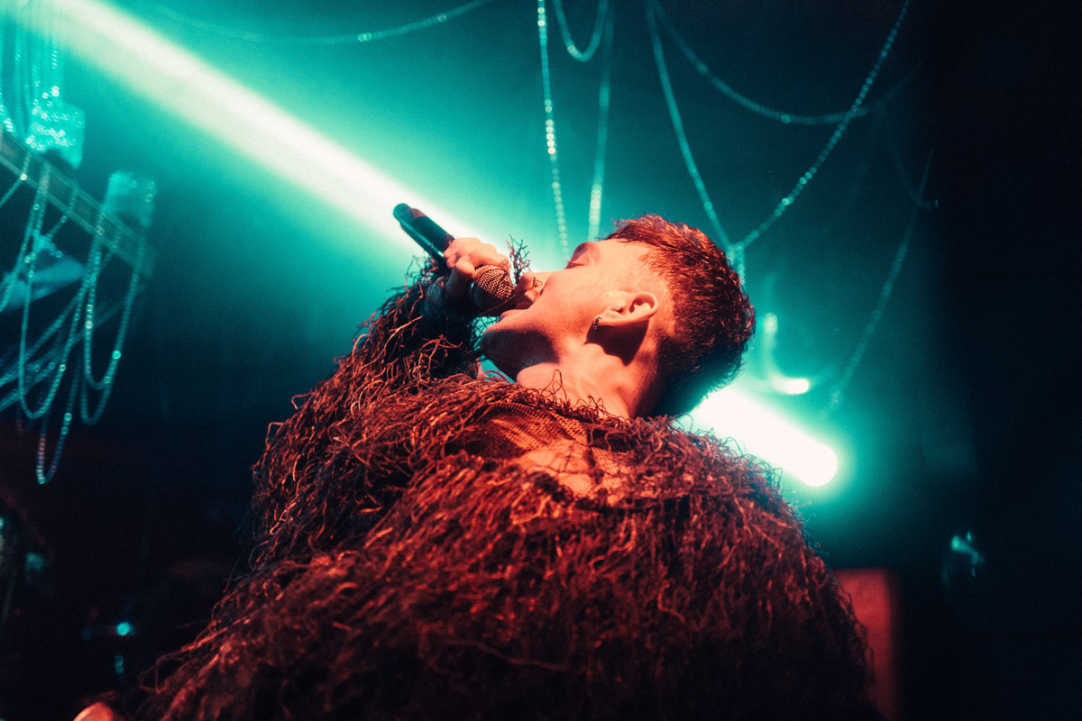 Некогда заброшенная турбаза «Крутояк» в Собинском районе обрела второе дыхание! Совсем недавно там прошел фестиваль «Круто», который посетило немало известных личностей. Кто именно? Сейчас расскажем.