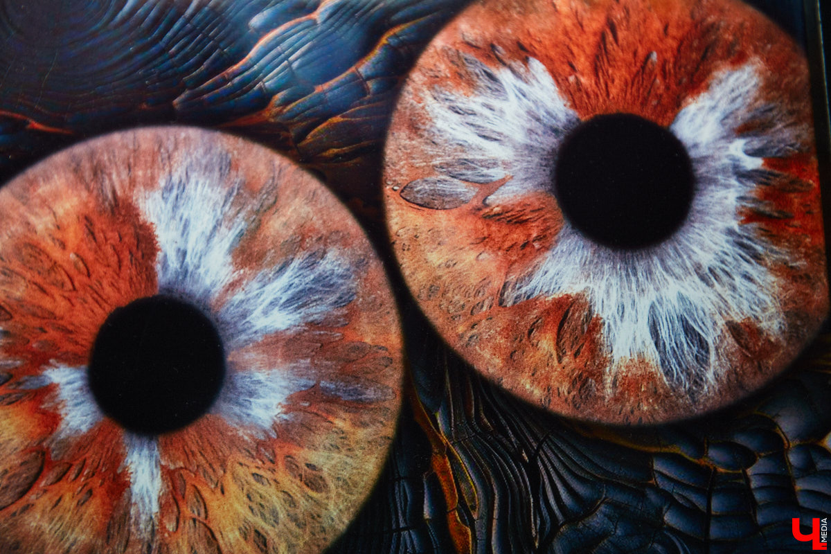 Красота в глазах смотрящего. Эту фразу можно интерпретировать по-разному. Например, местные ребята Елизавета Захарова и Владимир Фролов предпочитают заглядывать в окна души и фотографировать личные вселенные.