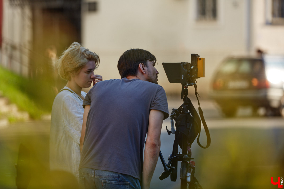 Наш любимый город снова именинник, и свое 1035-летие намерен отпраздновать с размахом. Все карты раскрыты: известно, кто станет хедлайнером и ждать ли торжественный салют. Собрали для вас всю необходимую информацию, чтобы программа Дня города не была сюрпризом, как погода.