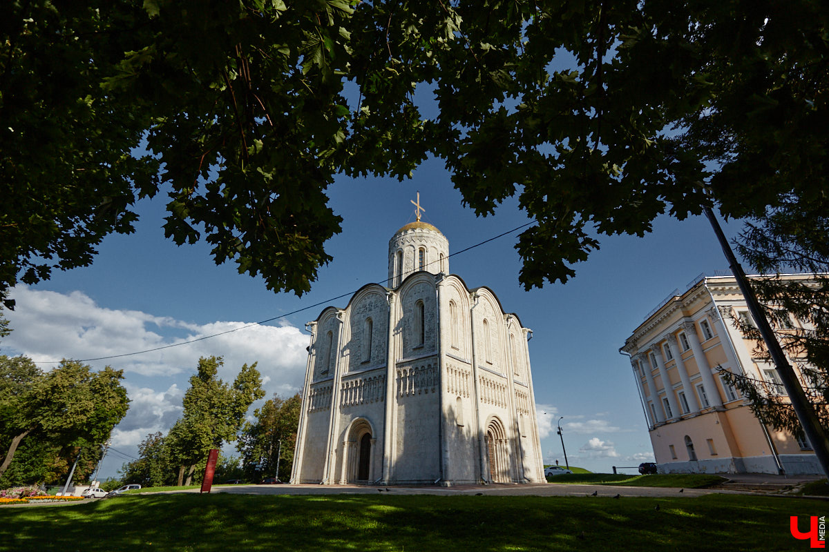 Нижний Новгород похорошел. Это отмечают и владимирцы, массово отдыхающие в живописном крае с легендарными закатами. А что думают жители столицы Поволжья о нашем городе? Своим видением поделилась урбанистка Ира Маслова, заскочившая в региональный центр по пути в Москву.
