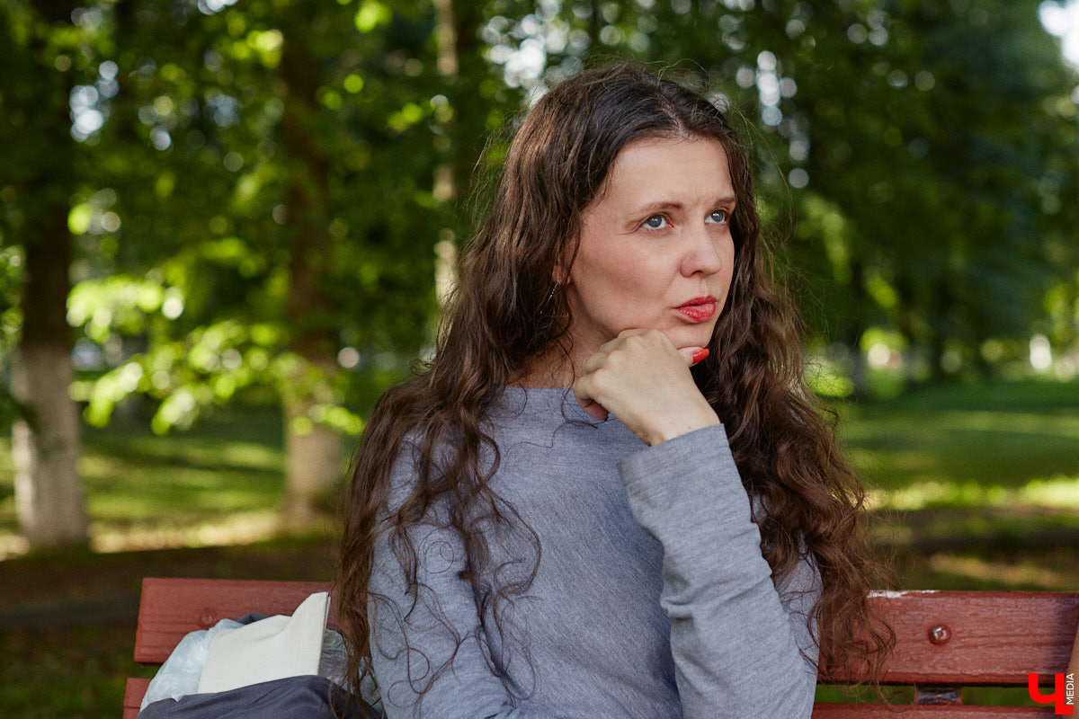 Нижний Новгород похорошел. Это отмечают и владимирцы, массово отдыхающие в живописном крае с легендарными закатами. А что думают жители столицы Поволжья о нашем городе? Своим видением поделилась урбанистка Ира Маслова, заскочившая в региональный центр по пути в Москву.