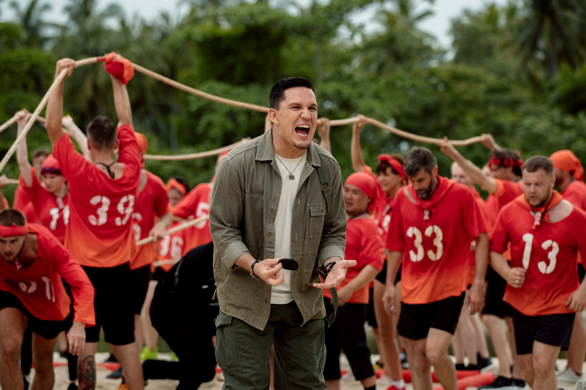 В приключенческом шоу «Остров сокровищ. Знаки судьбы» с ведущим Дмитрием Масленниковым вновь примет участие жительница Владимира. На этот раз за победой и существенным денежным призом отправилась издатель Людмила Парфиненко. Ждем премьеру передачи на СТС уже 31 августа.