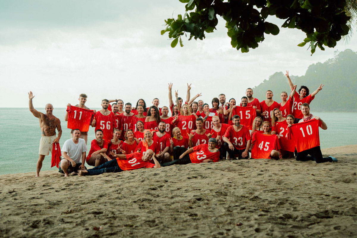 В приключенческом шоу «Остров сокровищ. Знаки судьбы» с ведущим Дмитрием Масленниковым вновь примет участие жительница Владимира. На этот раз за победой и существенным денежным призом отправилась издатель Людмила Парфиненко. Ждем премьеру передачи на СТС уже 31 августа.