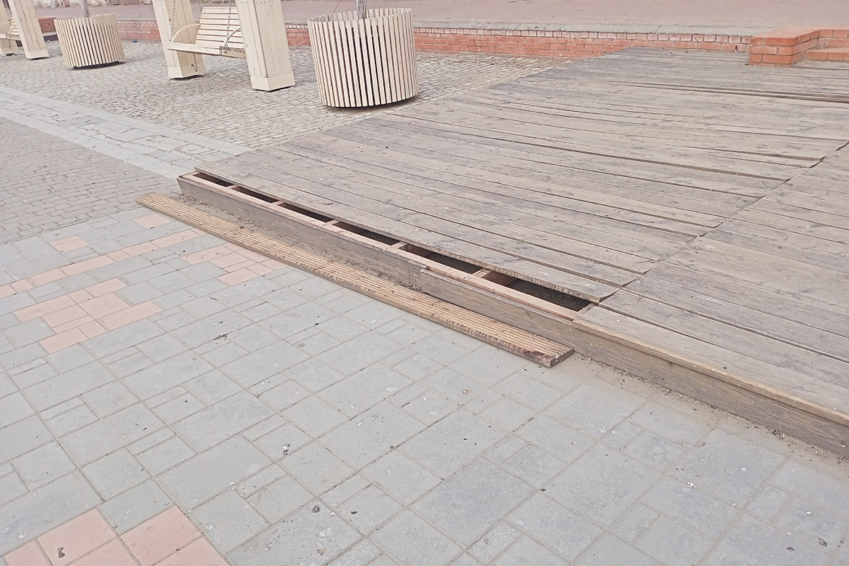 Через два года Юрьев-Польский отпразднует свой юбилей — 875 лет со дня основания. За это время город планируют привести в порядок и сделать более привлекательным для туристов. Намерения достаточно масштабные, но возможно ли реализовать озвученные идеи и на что стоит обратить внимание в первую очередь? Разобраться в этих вопросах изданию «Ключ-Медиа» помог местный журналист Сергей Трубкин.