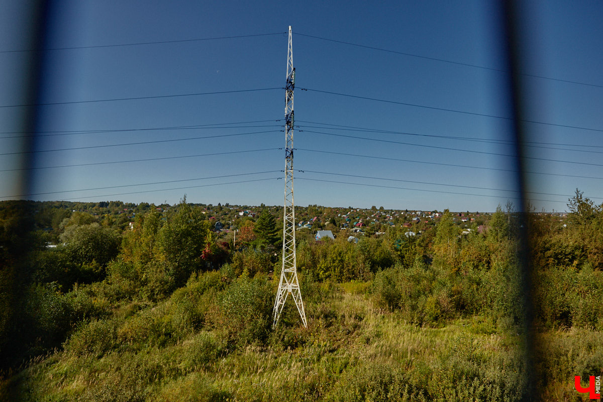 Что вы представляете в первую очередь, когда слышите словосочетание «спальный район»? Если возникает мысль исключительно о заросших аллеях и серых панельках, обязательно прогуляйтесь от конечной остановки «Улица Балакирева» до недавно обновленного бульвара Художника Иванова. Маршрут наверняка заставит вас изменить мнение.