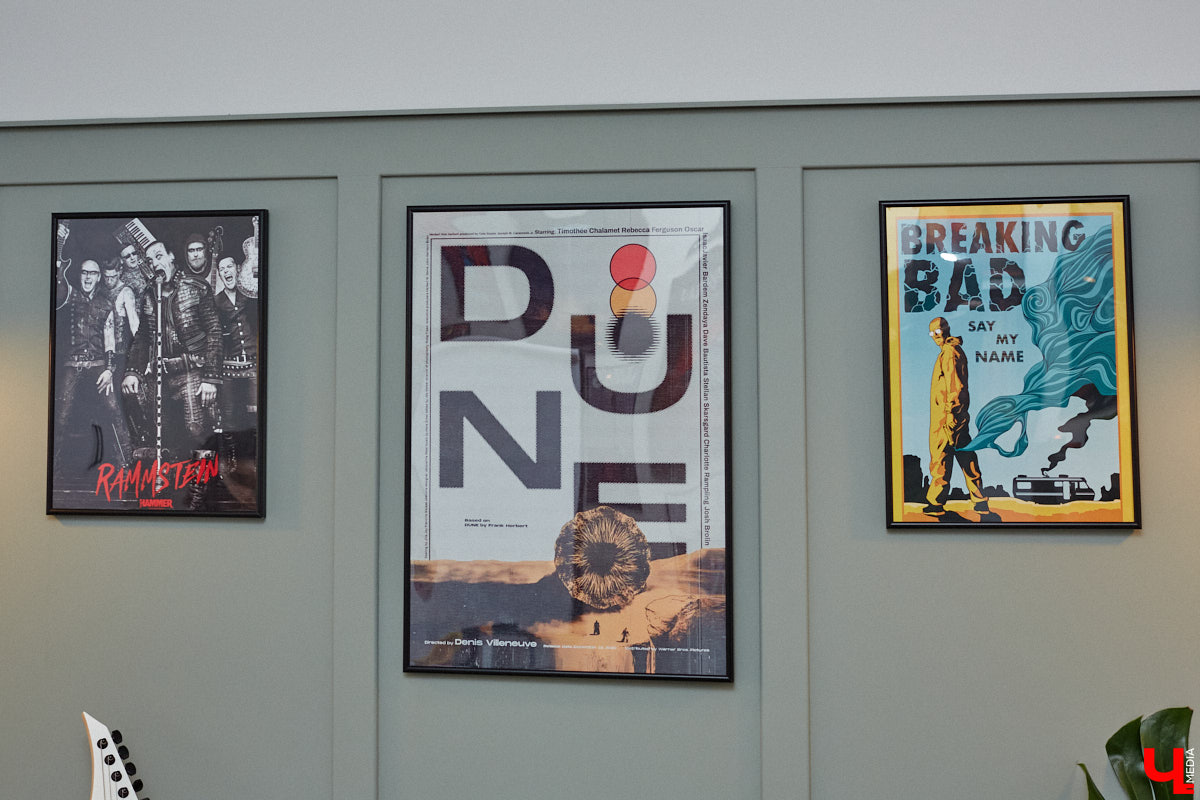 Никита Чуркин и Сабина Ханбабаева – легкие на подъем ребята. Могут в один день решить переехать, если того потребует душа. Они жили в разных городах и странах, сменили массу квартир и необычных отельных номеров. Сейчас пара снова обосновалась во Владимире, и «Ключ-Медиа» с удовольствием заглянул на огонек к радушным хозяевам.