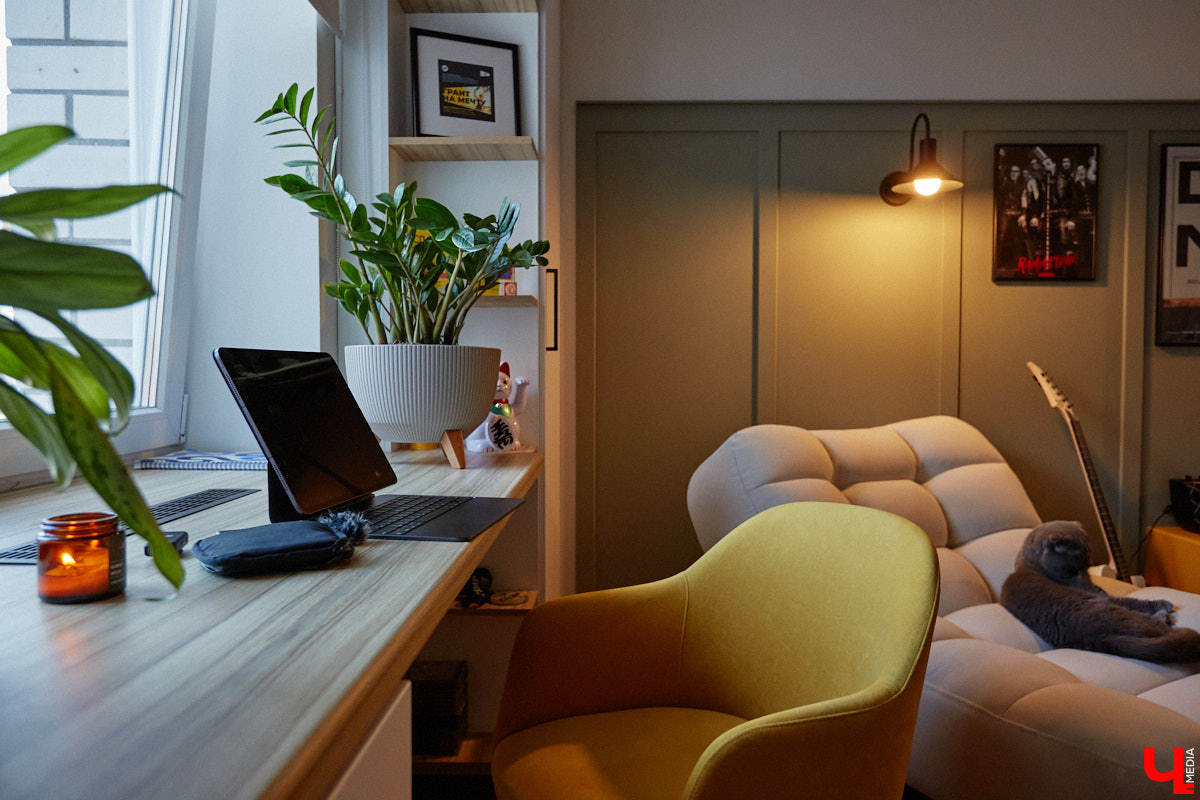 Никита Чуркин и Сабина Ханбабаева – легкие на подъем ребята. Могут в один день решить переехать, если того потребует душа. Они жили в разных городах и странах, сменили массу квартир и необычных отельных номеров. Сейчас пара снова обосновалась во Владимире, и «Ключ-Медиа» с удовольствием заглянул на огонек к радушным хозяевам.