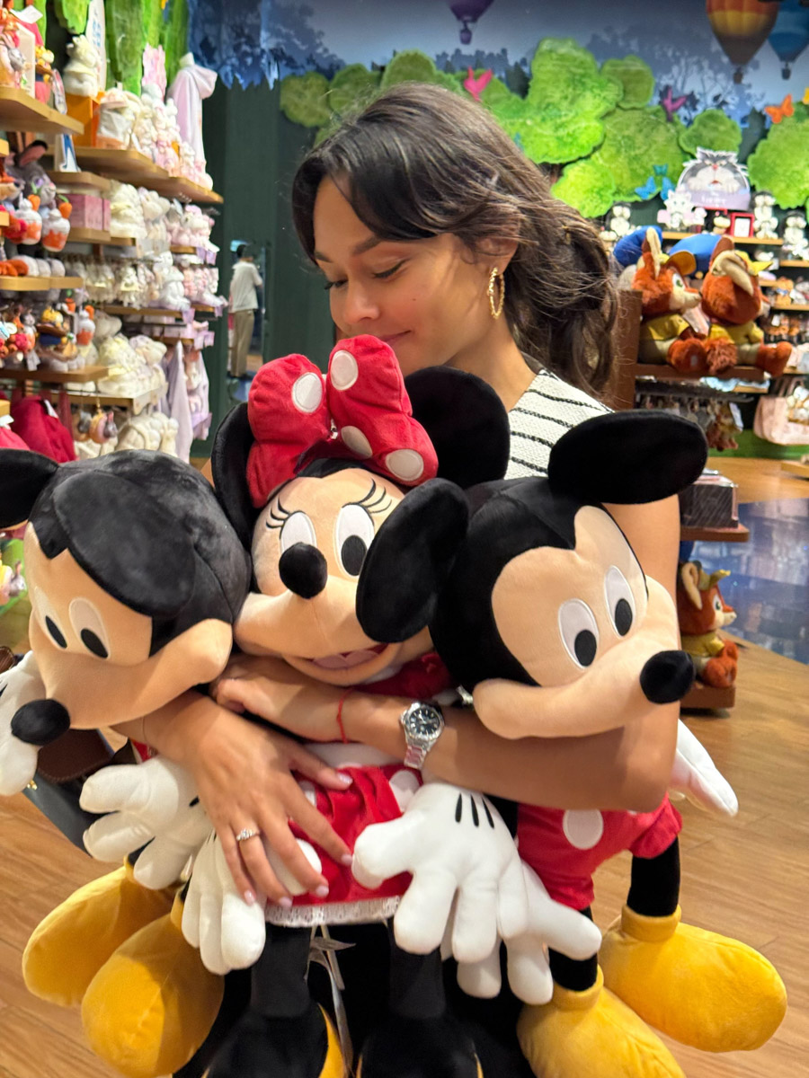 За последние годы Азия стала одним из самых популярных направлений для путешествий. Восточные страны активно развивают туризм, а мы всё сильнее хотим узнать об их жизни. А еще лучше — увидеть ее своими глазами. Именно с такой целью Елизавета Ибрагимова с семьей отправилась в Южную Корею и Китай. О своем тревел-приключении блогер поведала «Ключ-Медиа».