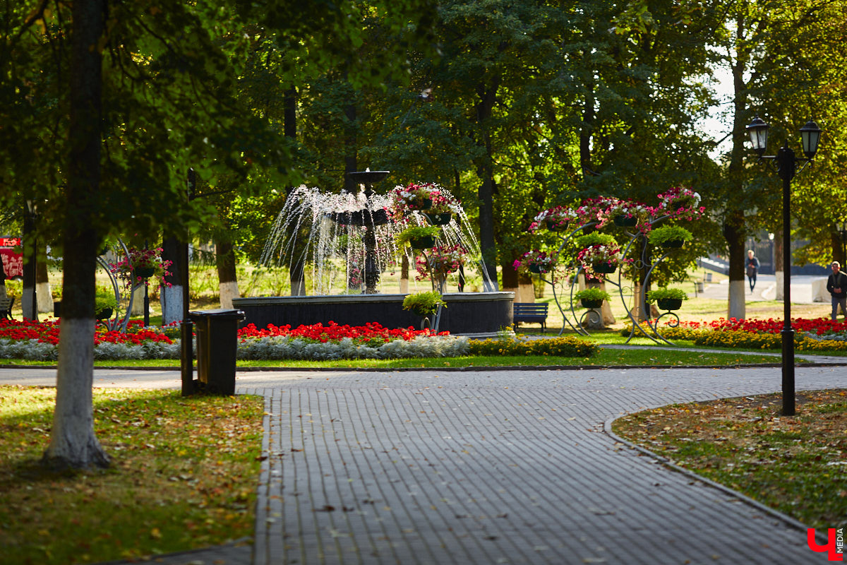 Владимирские фонтаны закрываются на зиму. Сказать им «до свидания» мы решили, покопавшись в истории и выбрав самые-самые интересные факты о водных сооружениях.