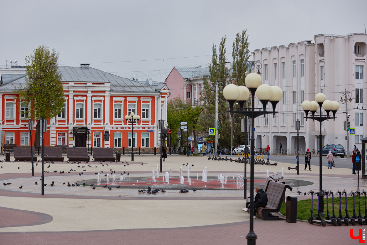 Владимирские фонтаны закрываются на зиму. Сказать им «до свидания» мы решили, покопавшись в истории и выбрав самые-самые интересные факты о водных сооружениях.