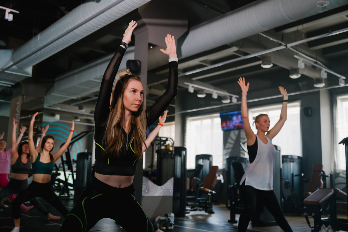 Совсем скоро в фитнес-центре «Атмосфера» в четвертый раз состоится спортивный фестиваль для всех желающих! 12 октября взрослых резидентов и гостей клуба ждут занятия, встречи с экспертами, а юных посетителей — активные игры и развлечения! Что еще интересного подготовила команда единомышленников и как попасть на ивент? Рассказываем!