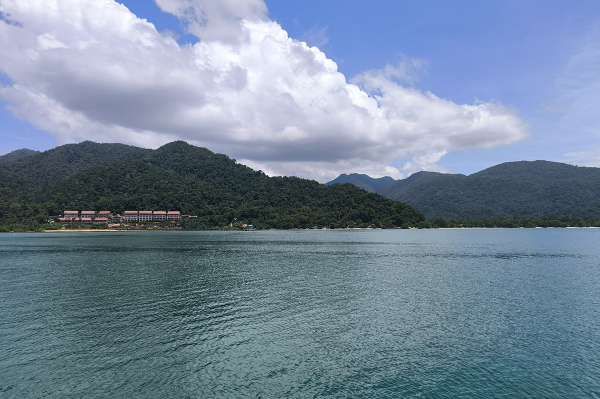 Владимирский бегун Владислав Демьянов побил рекорд тайского Koh Chang Trail