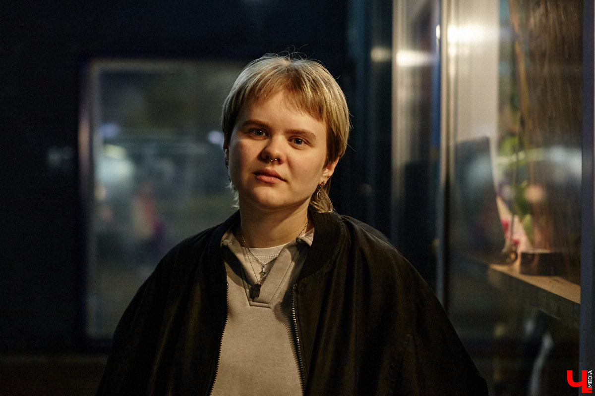 Есть мнение, что веганами становятся из-за жалости к животным. Знает мир и такие истории... Но наша сегодняшняя героиня Софья Телялина — живой пример того, что не все так просто, как кажется на первый взгляд. Она рассказала о своем пути, жестоких правилах этого сообщества даже в отношении домашних любимцев и поведала о причине, почему стала есть то, что раньше находилось под запретом.