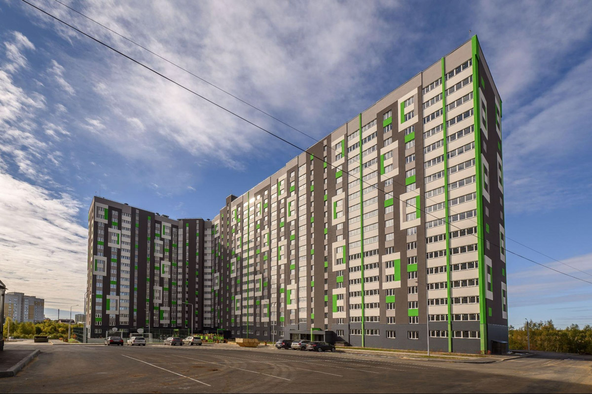 Во Владимире сдан четвертый дом смарт-квартала VERIZINO life. В ближайшее время более 400 семей получат ключи от новеньких квартир. Пока новосёлы собирают коробки для переезда, рассказываем, чем этот квартал привлекает молодые семьи и почему о нем положительно отзываются многие родители города.