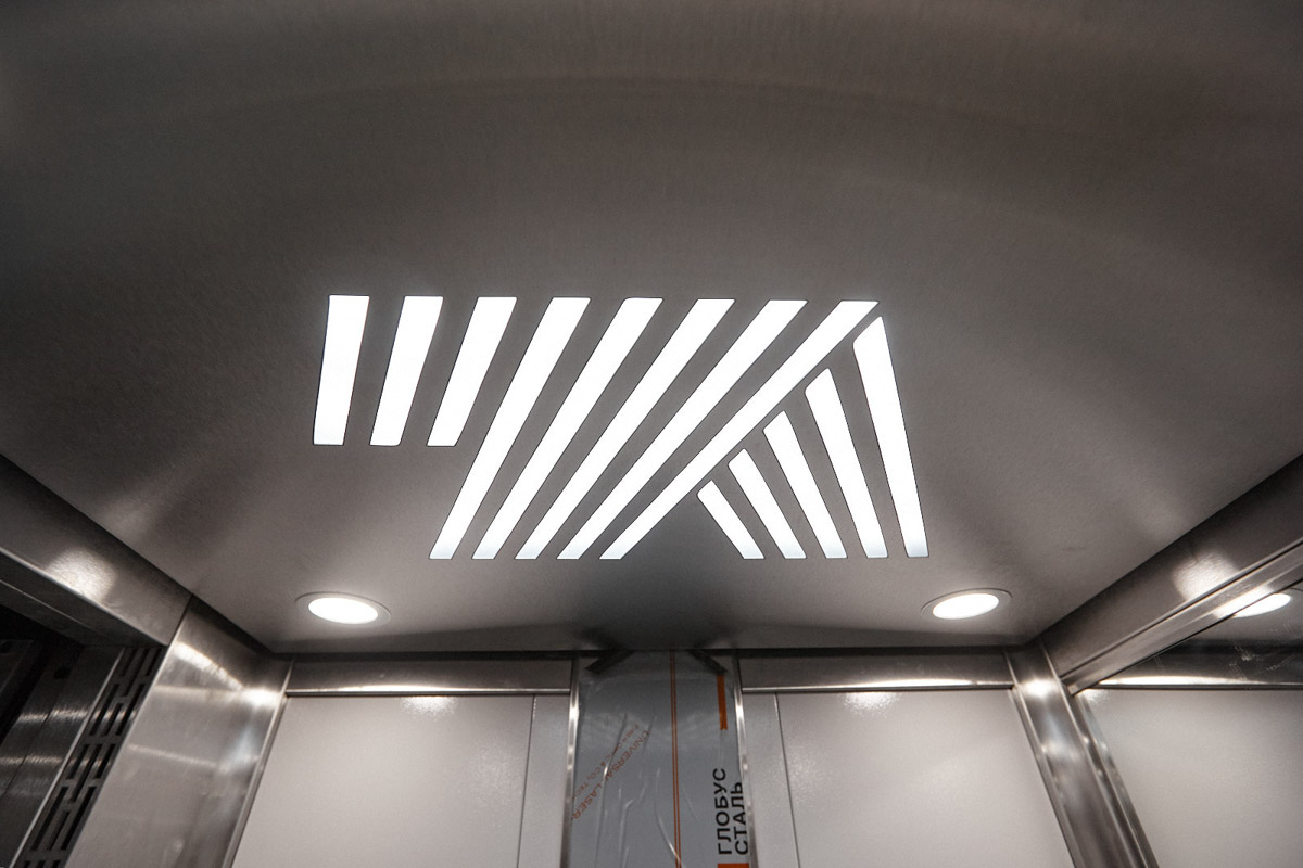 Во Владимире сдан четвертый дом смарт-квартала VERIZINO life. В ближайшее время более 400 семей получат ключи от новеньких квартир. Пока новосёлы собирают коробки для переезда, рассказываем, чем этот квартал привлекает молодые семьи и почему о нем положительно отзываются многие родители города.