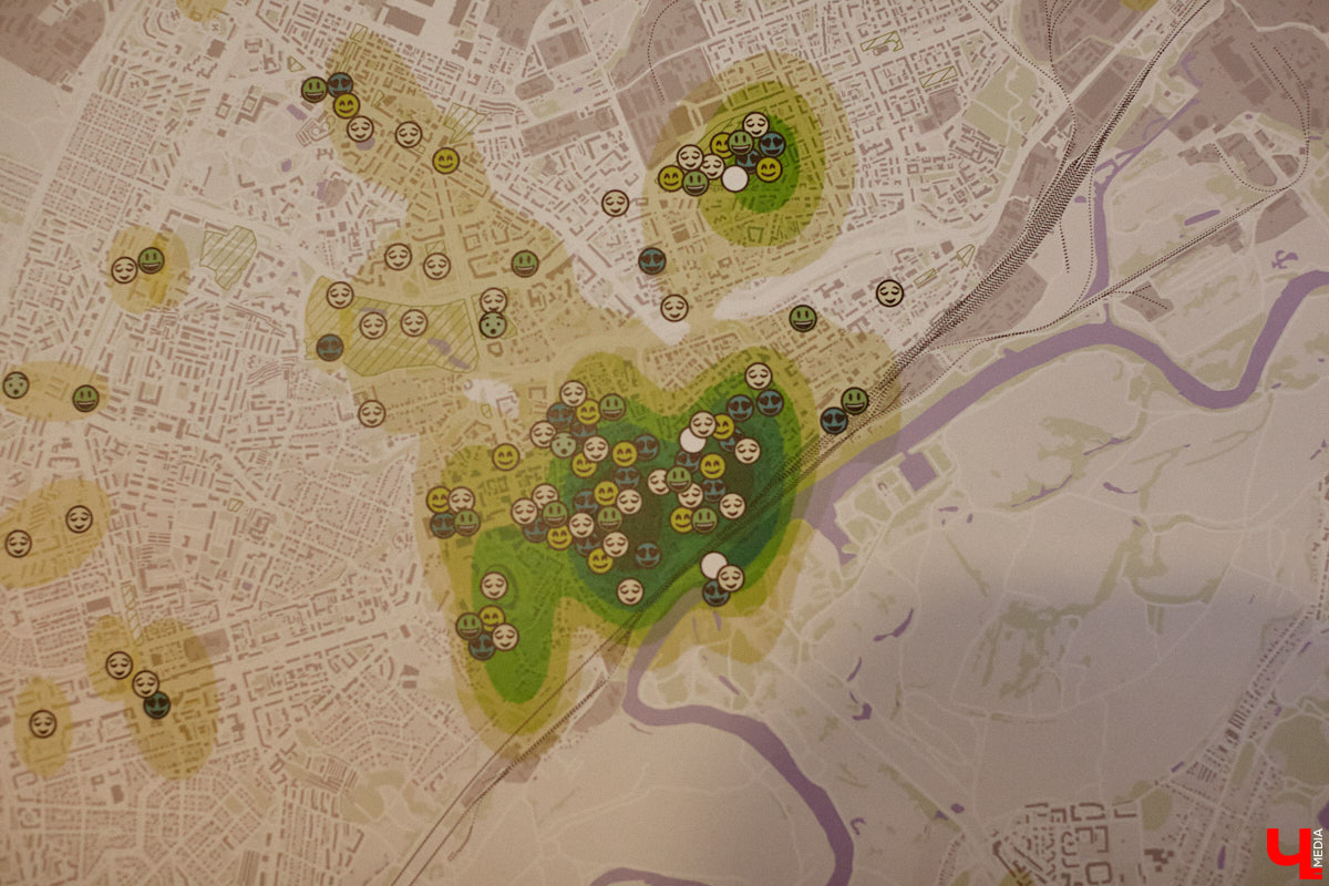 Минувшее воскресенье выдалось продуктивным. Целый день эксперты из разных городов обсуждали развитие Владимира в рамках урбанистического фестиваля «ПереосмыслениеФЕСТ-2025». На этот раз событие посвятили связи эмоций человека и общественного пространства. О чем конкретно говорили собравшиеся — читайте в нашем материале.